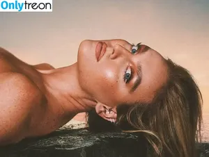 Perrie Edwards / perrieedwards nude photo #0457