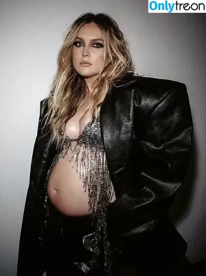 Perrie Edwards / perrieedwards nude photo #0477