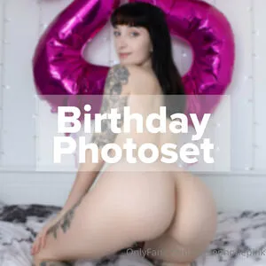 persephonepink / persie.in.pink nude photo #0040