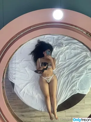 nude photo #0002