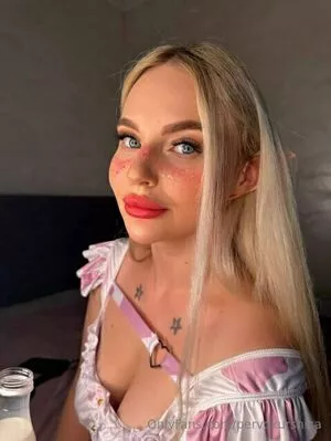 pervokursnica / pervokative nude photo #0108