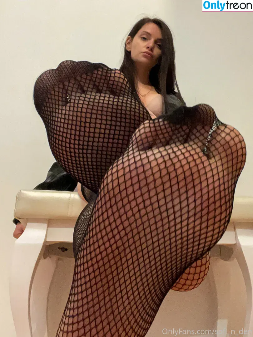 Petite Princess Femdom голая photo #0067 (FemdomPetite / GoddessKira / SofiMistress / dominalolafae / femgoddesskira / ppfemdom)
