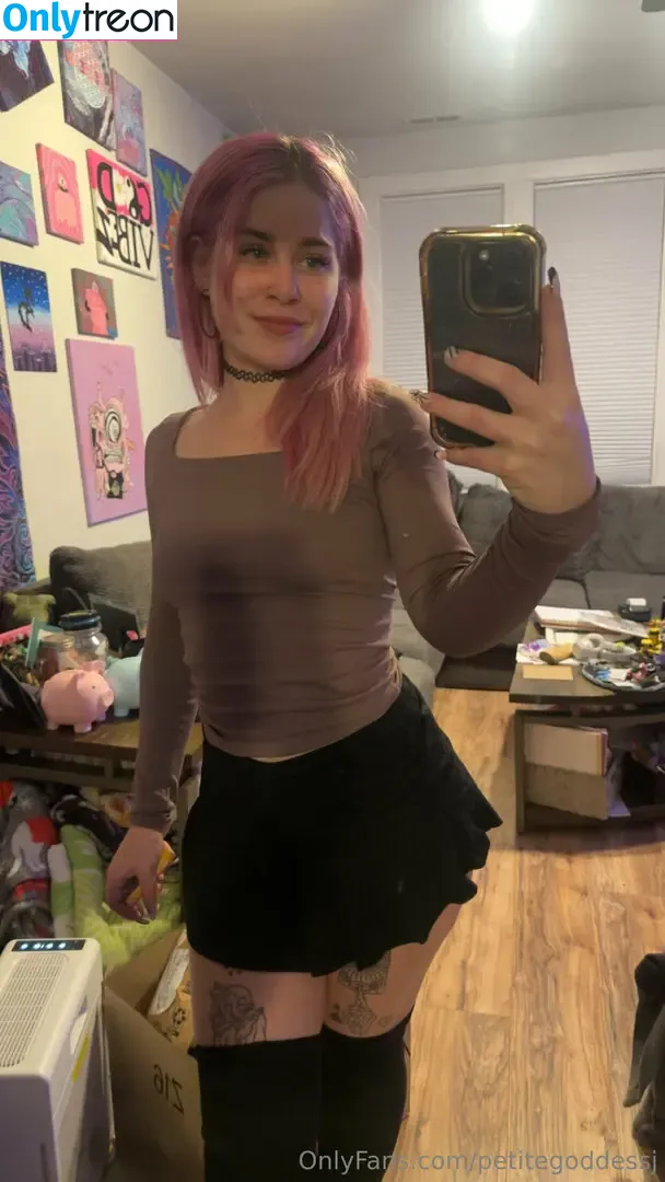petitegoddessj nude photo #0008 (xpetitegoddessx)