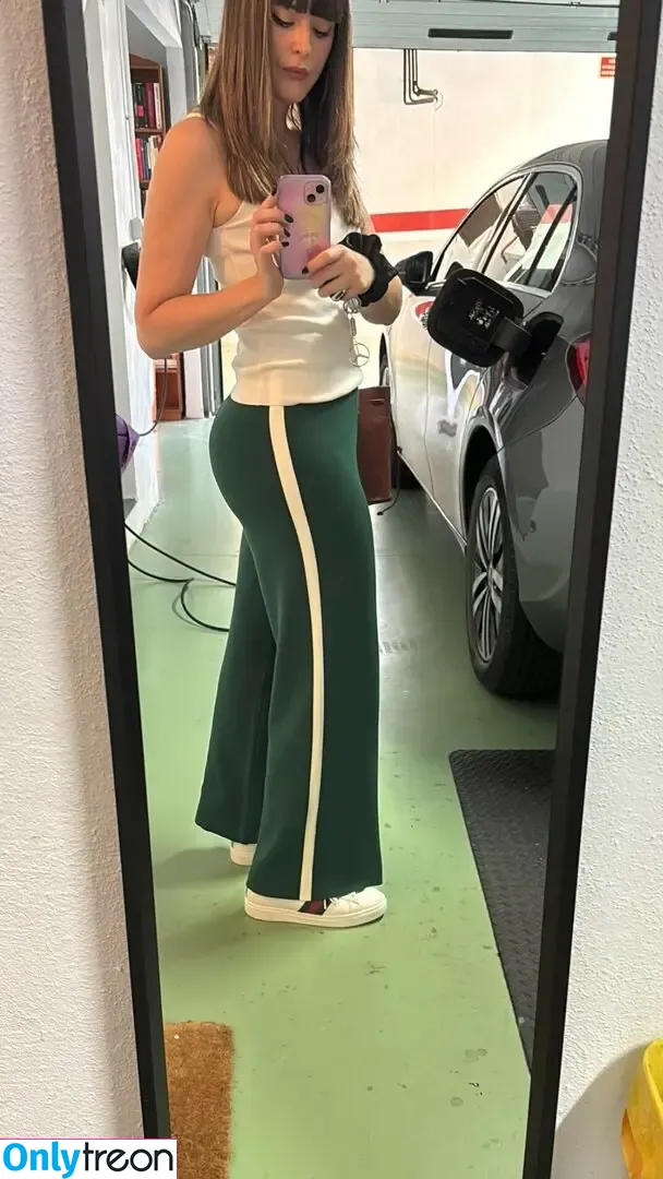 Pettans nude photo #0184 (karynarodriguez / pettansgames)