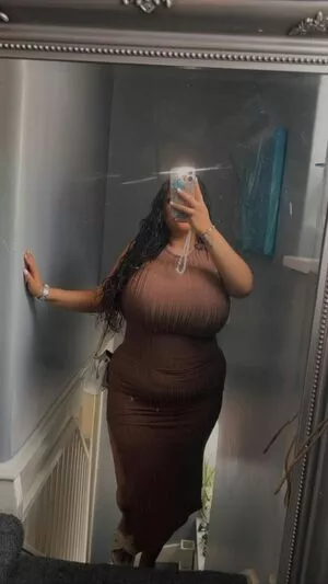Pettiana | Cypriotmami / Busty Turkish / cypriotmami nude photo #0009