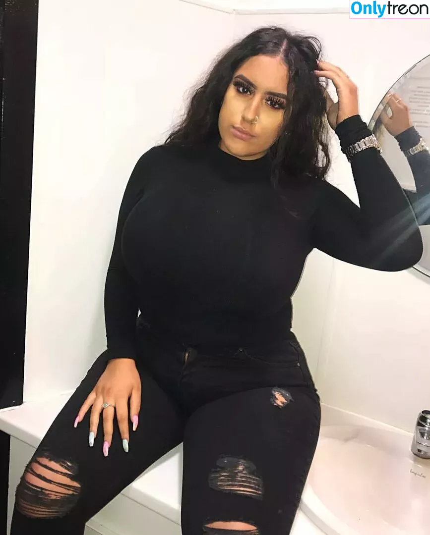 Pettiana | Cypriotmami nude photo #0077 (Busty Turkish / cypriotmami)