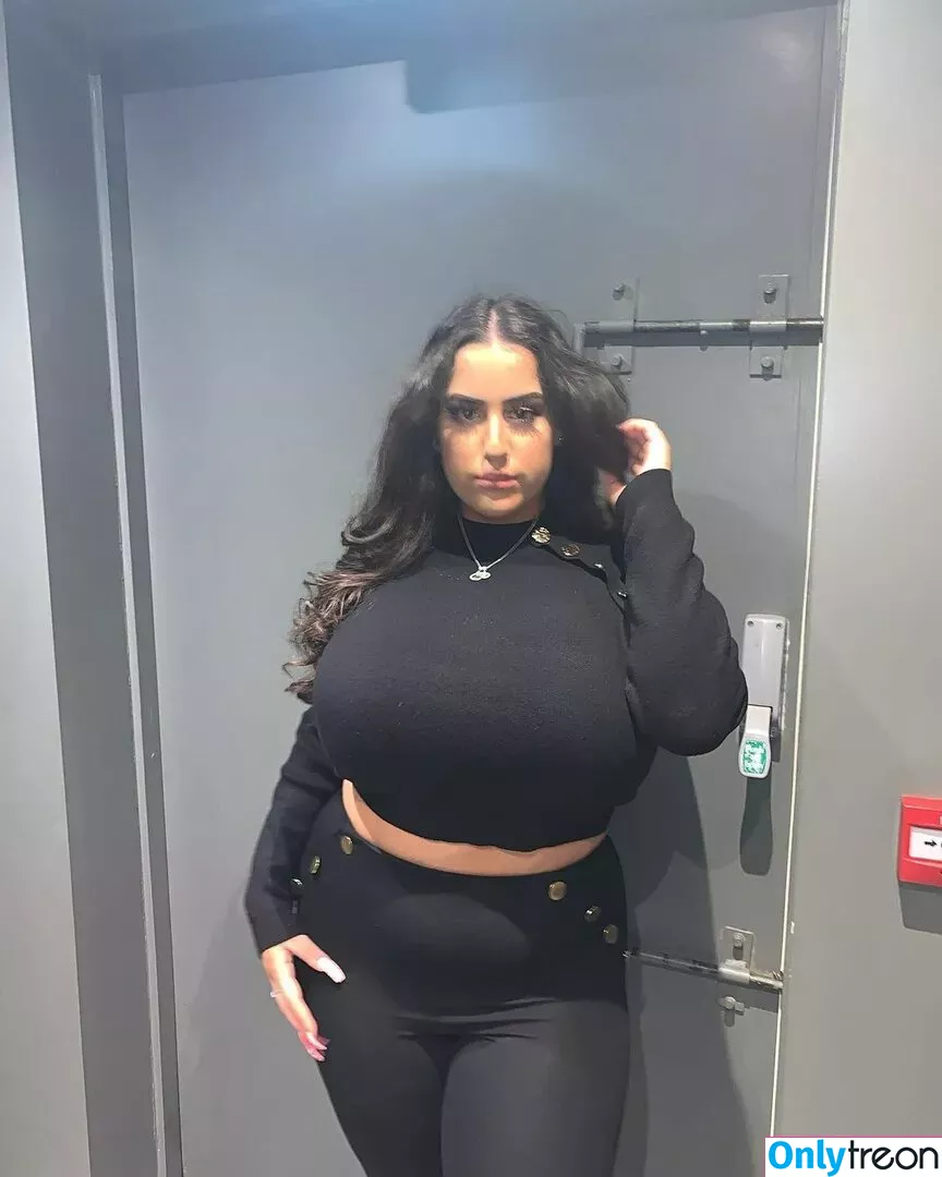 Pettiana | Cypriotmami nude photo #0129 (Busty Turkish / cypriotmami)