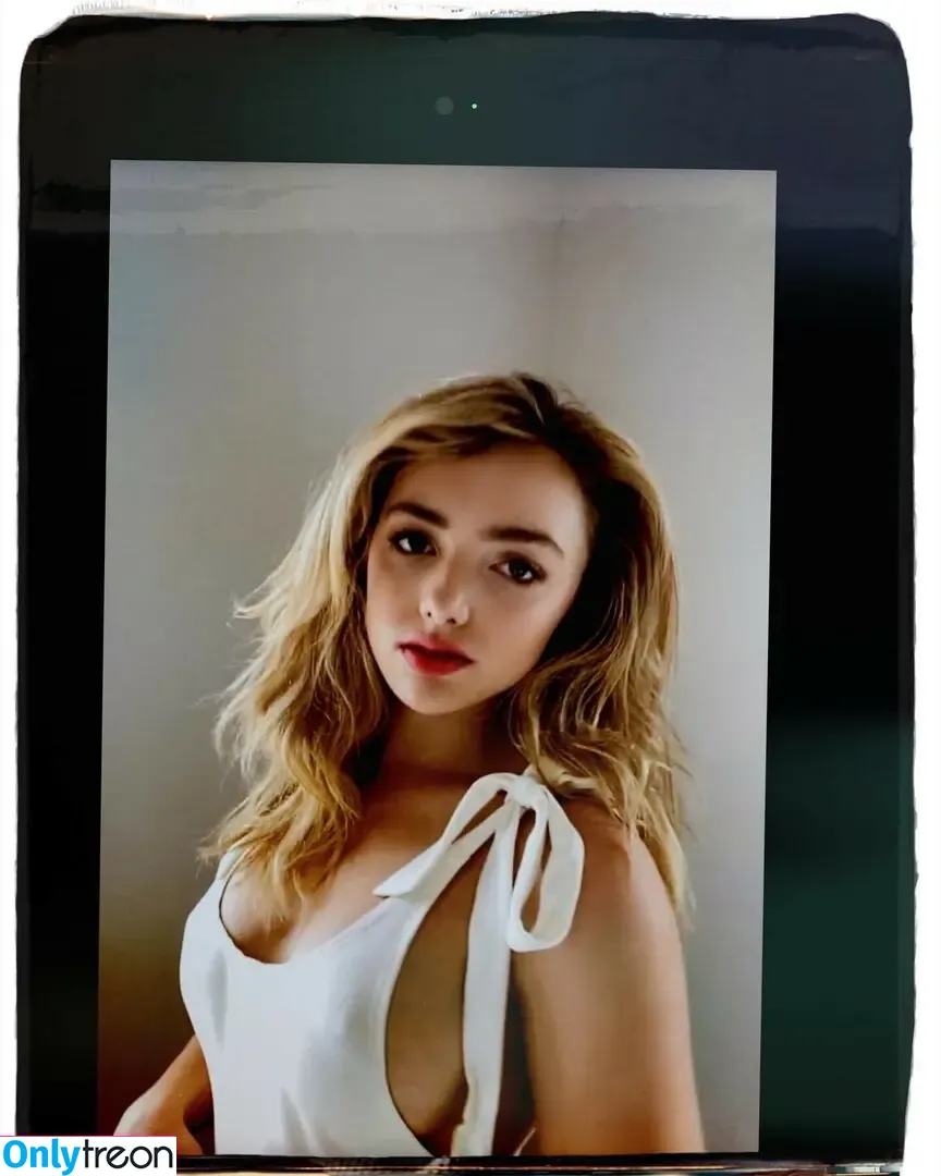 Peyton List голая photo #0776 (PeytonList / dammitpayton)