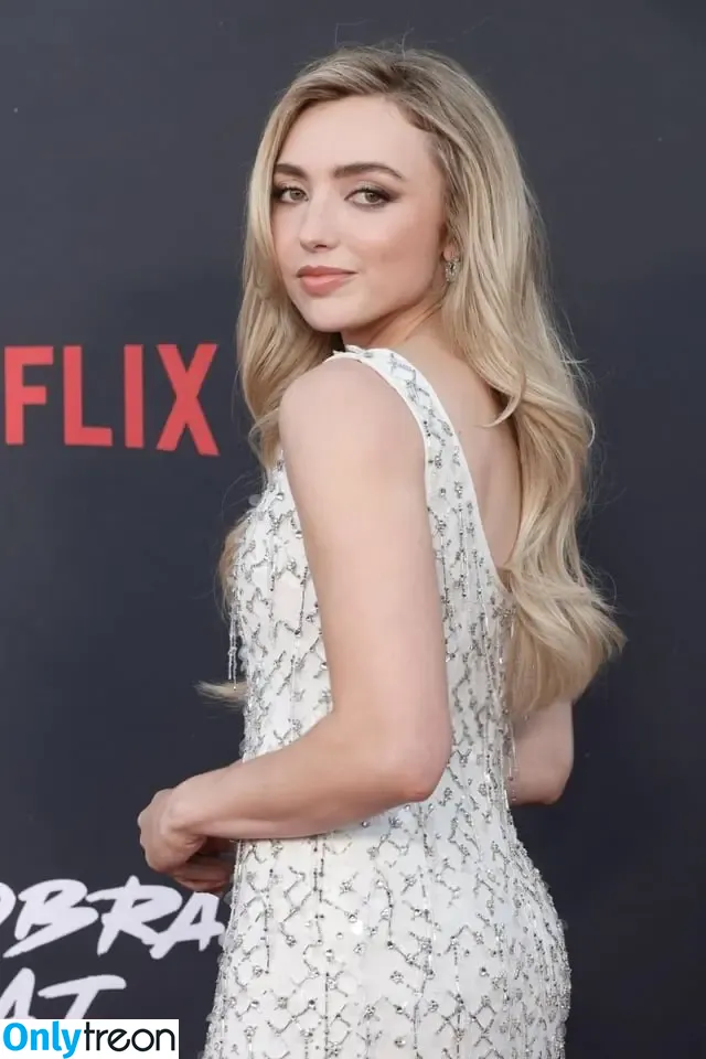 Peyton List nude photo #0850 (PeytonList / dammitpayton)