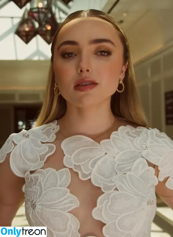 Peyton List голая photo #0862 (PeytonList / dammitpayton)