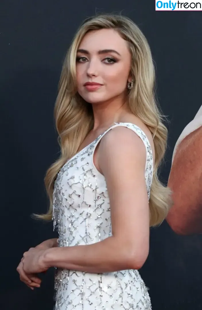 Peyton List nude photo #0866 (PeytonList / dammitpayton)