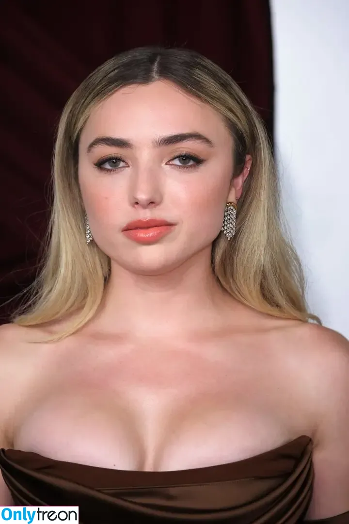 Peyton List nude photo #0970 (PeytonList / dammitpayton)