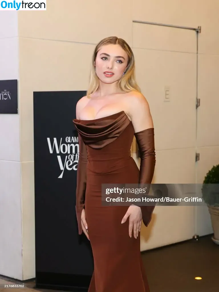 Peyton List голая photo #0979 (PeytonList / dammitpayton)