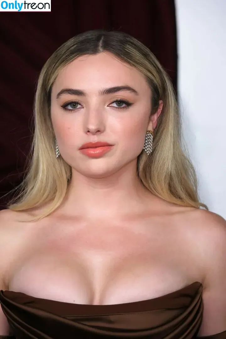 Peyton List nude photo #0992 (PeytonList / dammitpayton)