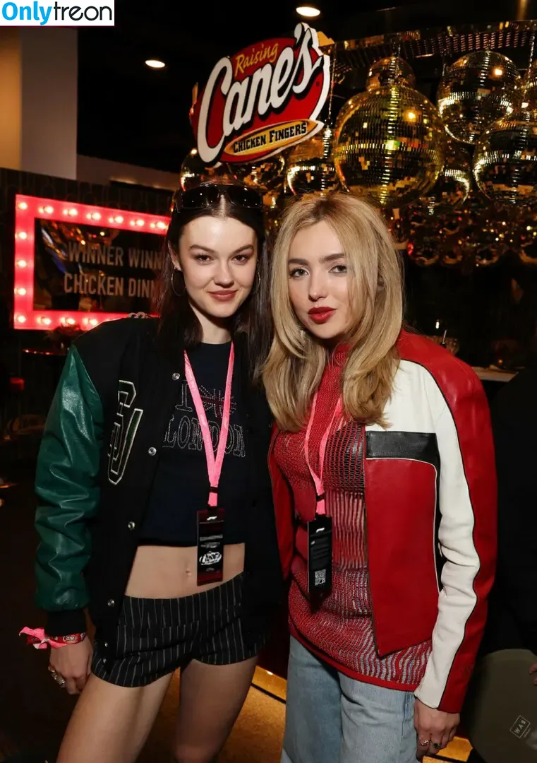 Peyton List голая photo #1042 (PeytonList / dammitpayton)