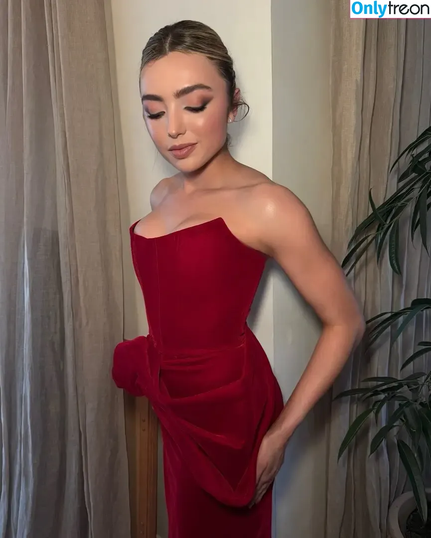 Peyton List голая photo #1107 (PeytonList / dammitpayton)