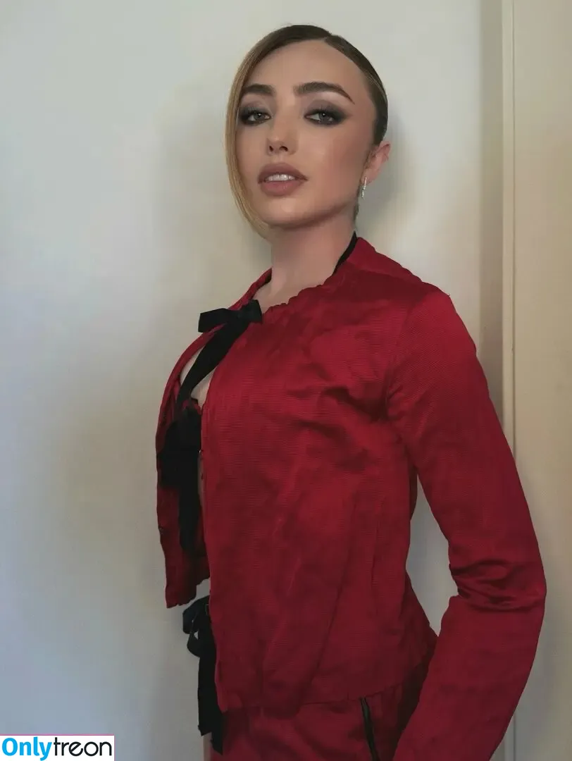 Peyton List голая photo #1210 (PeytonList / dammitpayton)
