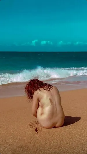 Phaine Gibouyeaux / phanieg / phaniegibouyeaux nude photo #0011