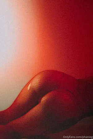 Phaine Gibouyeaux / phanieg / phaniegibouyeaux nude photo #0045