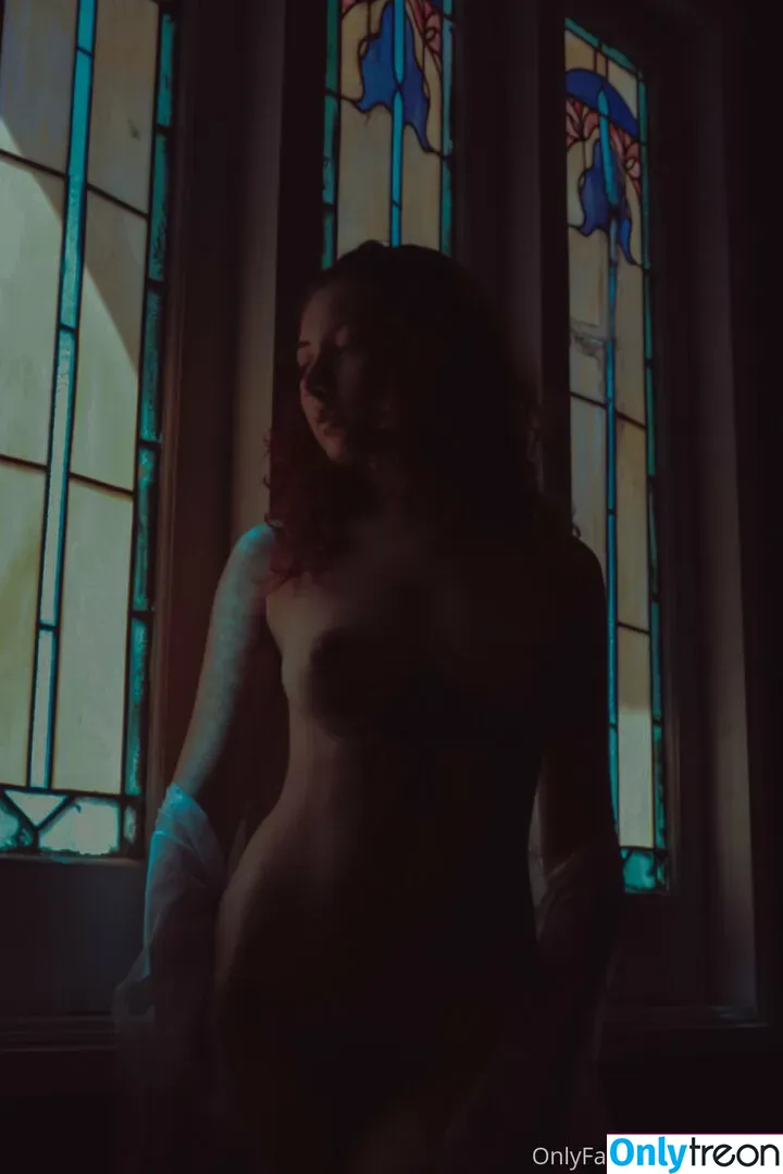 Phaine Gibouyeaux nude photo #0150 (phanieg / phaniegibouyeaux)