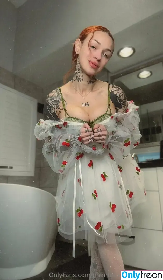 phantomettefreakshow голая photo #0024 (phantomettefreakshow)