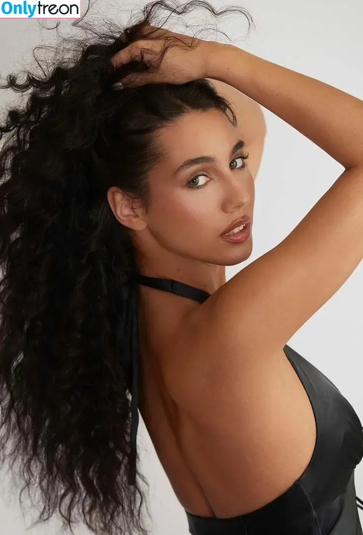 Phoebe Peers nude photo #0019 (phoebe.peers)