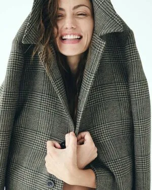 Phoebe Tonkin / phoebejtonkin фото голая #0093