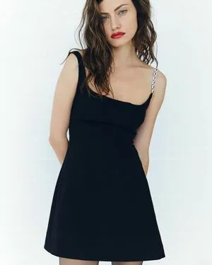 Phoebe Tonkin / phoebejtonkin фото голая #0101