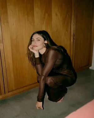 Phoebe Tonkin / phoebejtonkin фото голая #0166