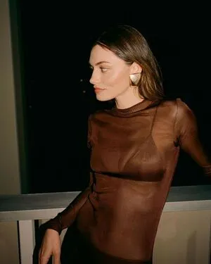 Phoebe Tonkin / phoebejtonkin фото голая #0167