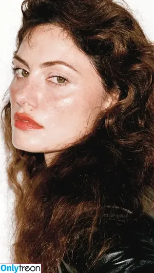 Phoebe Tonkin, phoebejtonkin leaked nudes
