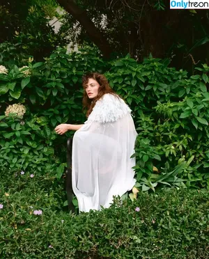 Phoebe Tonkin, phoebejtonkin leaks