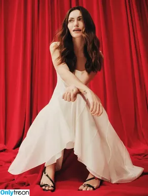 Phoebe Tonkin / phoebejtonkin nude photo #0494