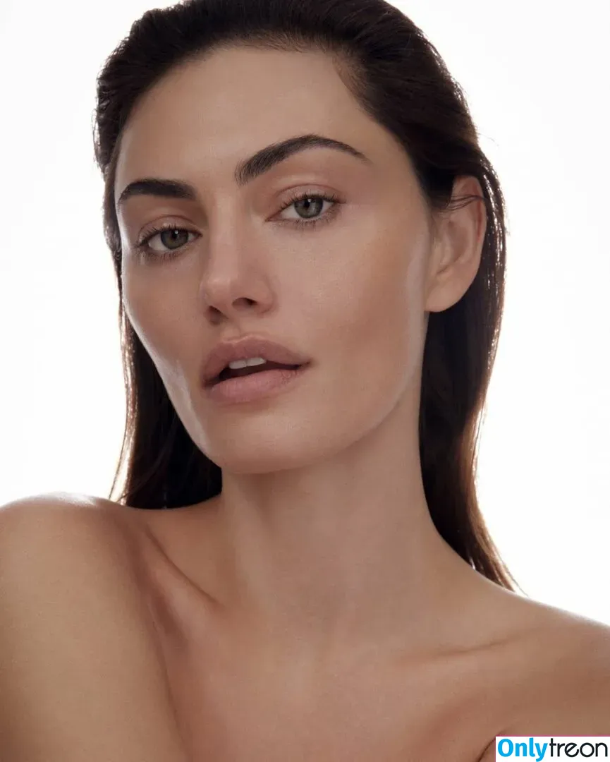 Phoebe Tonkin nude photo #0143 (phoebejtonkin)