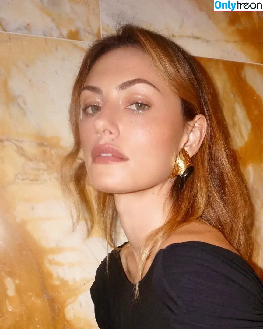 Phoebe Tonkin nude photo #0480 (phoebejtonkin)