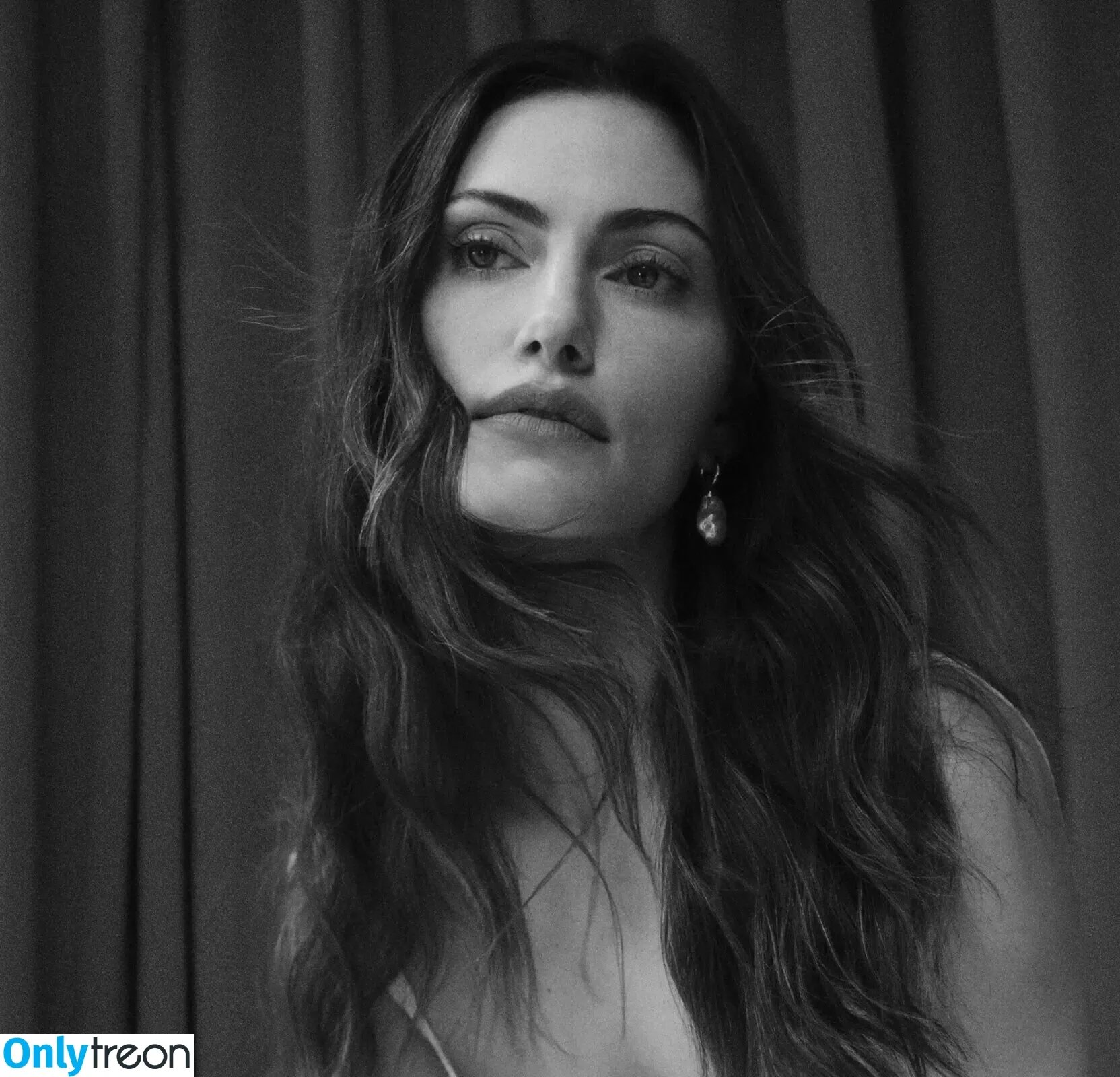 Phoebe Tonkin nude photo #0495 (phoebejtonkin)