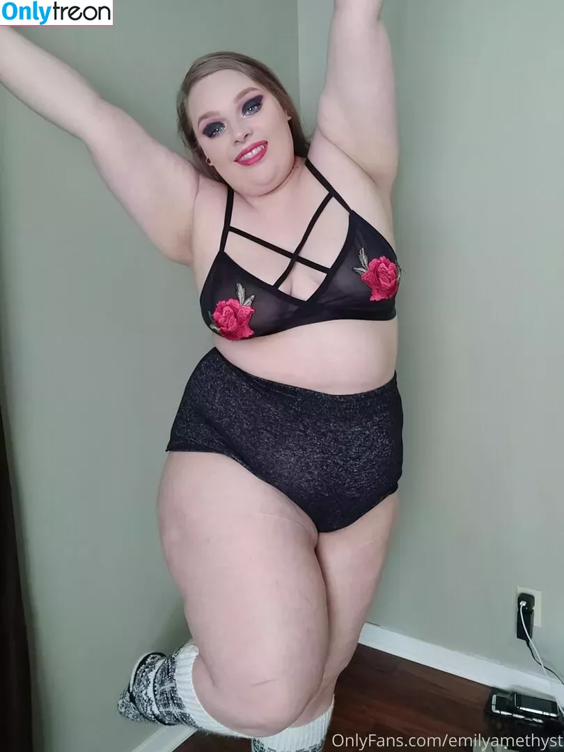 phoebegoth nude photo #0041 (phoebegoth)