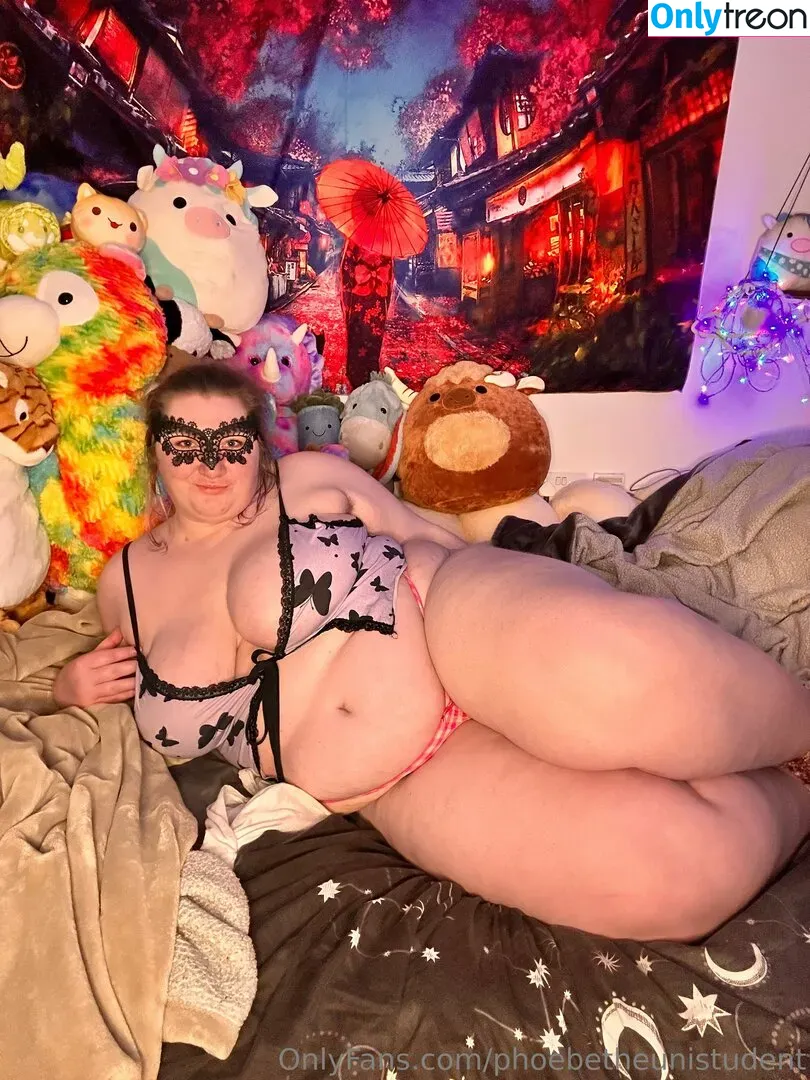 phoebetheunistudent nude photo #0256 (unironicfeminism)