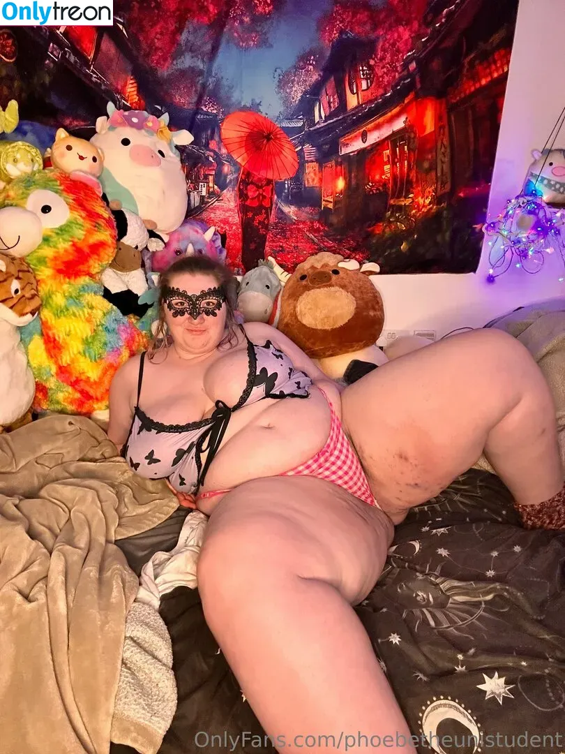phoebetheunistudent nude photo #0257 (unironicfeminism)