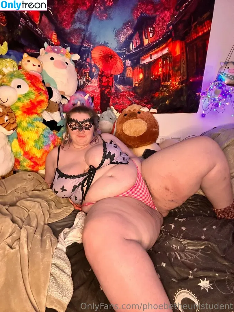 phoebetheunistudent nude photo #0258 (unironicfeminism)