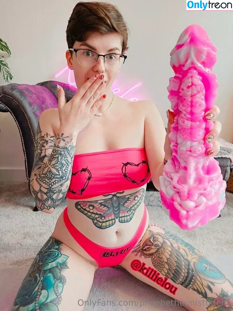 phoebetheunistudent nude photo #0484 (unironicfeminism)