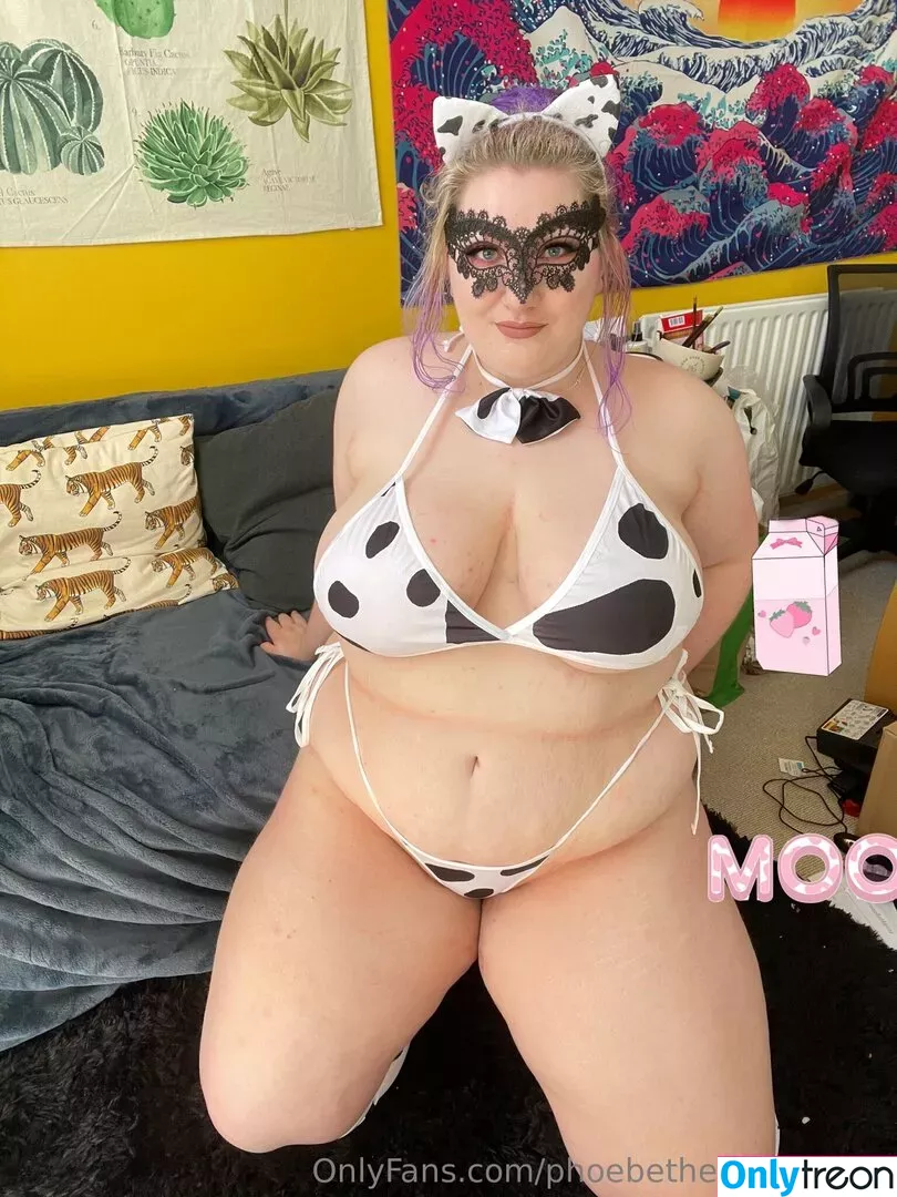 phoebetheunistudent nude photo #0486 (unironicfeminism)