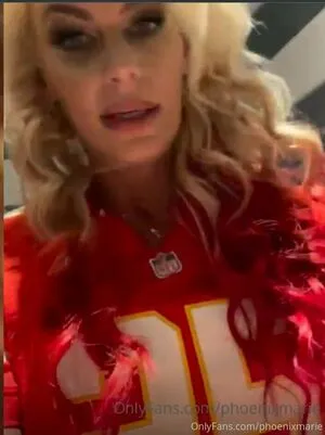 phoenixmarie / pmarizzle nude photo #0017
