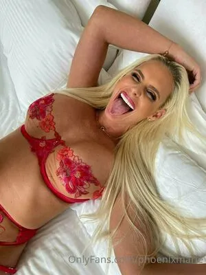 phoenixmarie / pmarizzle nude photo #0066