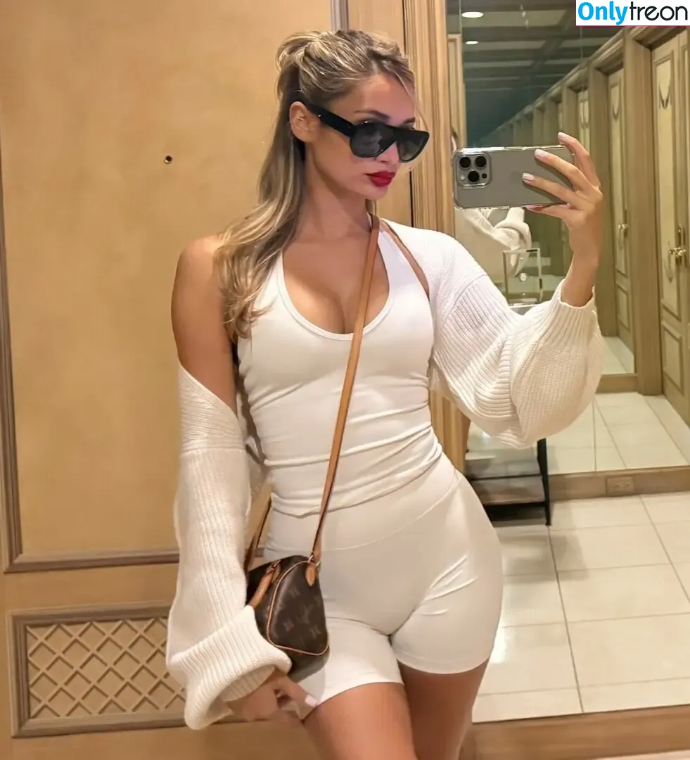 Pia Mia Perez nude photo #0199 (piamia / princesspiamia)