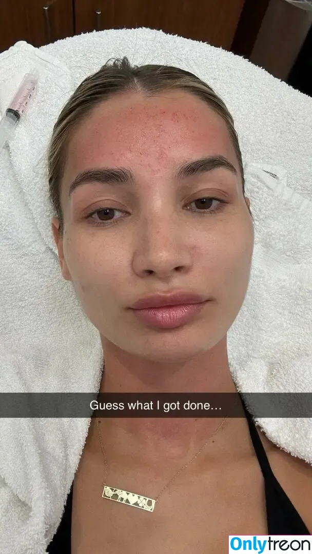 Pia Mia Perez nude photo #0207 (piamia / princesspiamia)