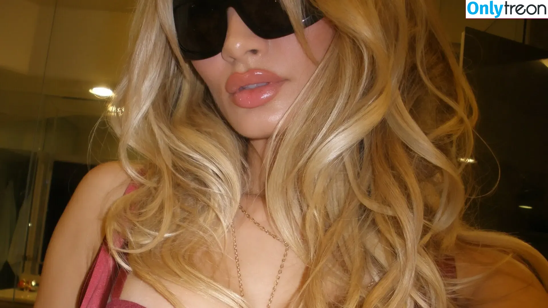 Pia Mia Perez nude photo #0210 (piamia / princesspiamia)