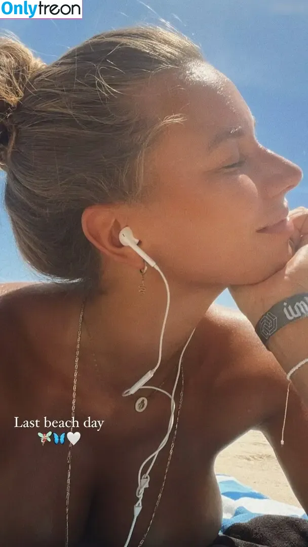 Pia Volckmann nude photo #0033 (Pia__kim)