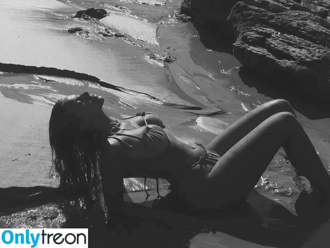 Pia Volckmann nude photo #0091 (Pia__kim)