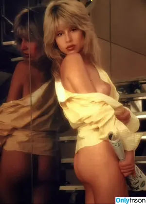 Pia Zadora / officialpiazadora nude photo #0001